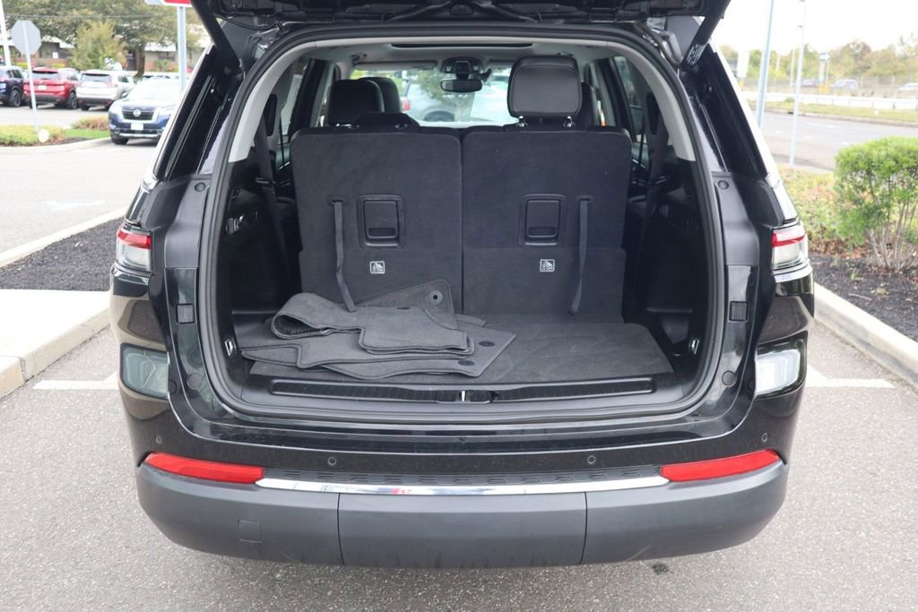 Used 2022 Jeep Grand Cherokee L Limited image 33