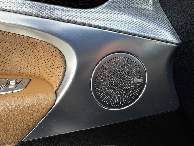 Used 2022 Genesis G70 2.0T w/ Prestige Package image 39