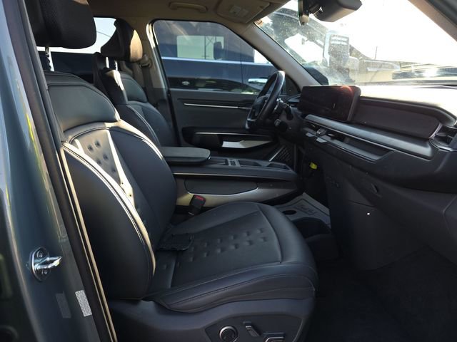 Used 2024 Kia EV9 Wind image 10