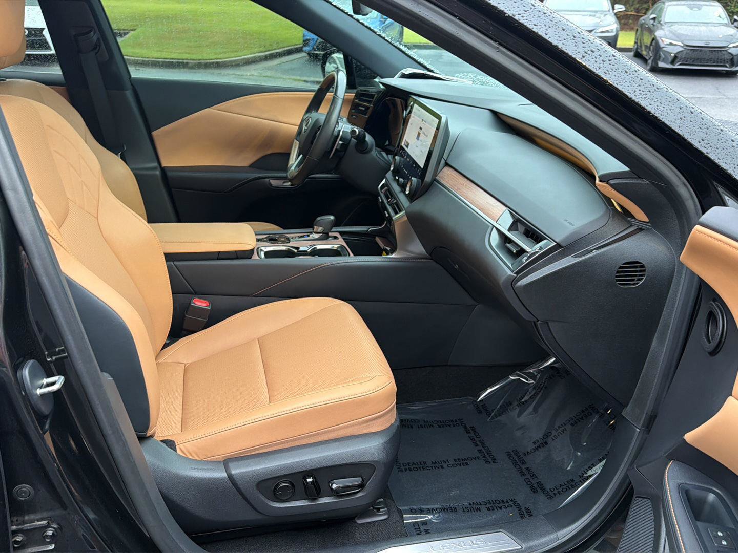 Certified 2023 Lexus RX 350 Premium w/ Cold Area Package FWD image 13