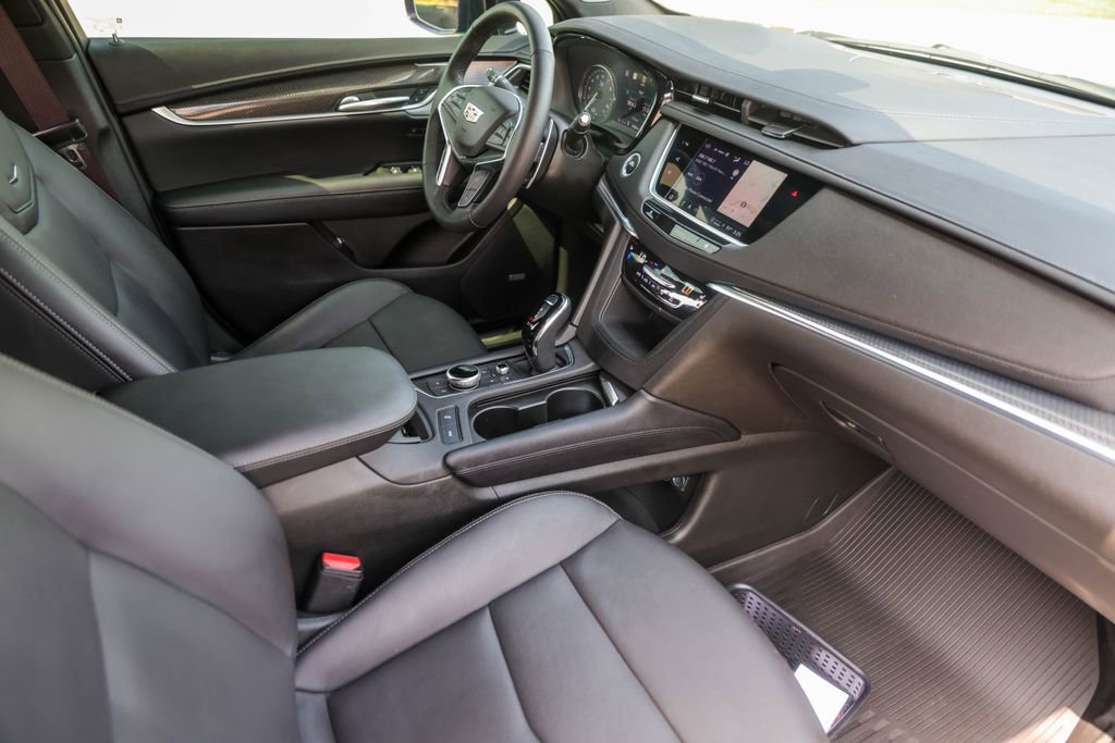 Certified 2024 Cadillac XT5 Sportv w/ Technology Package AWD/4WD image 31