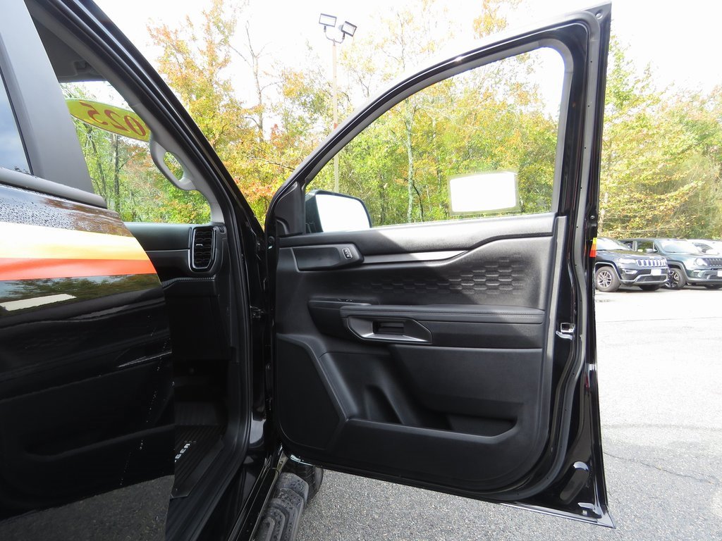 Used 2025 Ford Ranger XLT image 13
