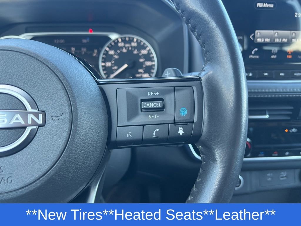 Used 2023 Nissan Rogue SL w/ SL Premium Package image 11