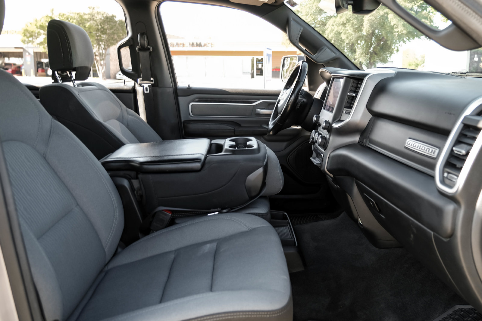 Used 2022 RAM 1500 Big Horn AWD/4WD image 29