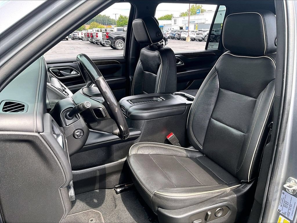 Used 2021 Chevrolet Suburban Premier AWD/4WD image 10