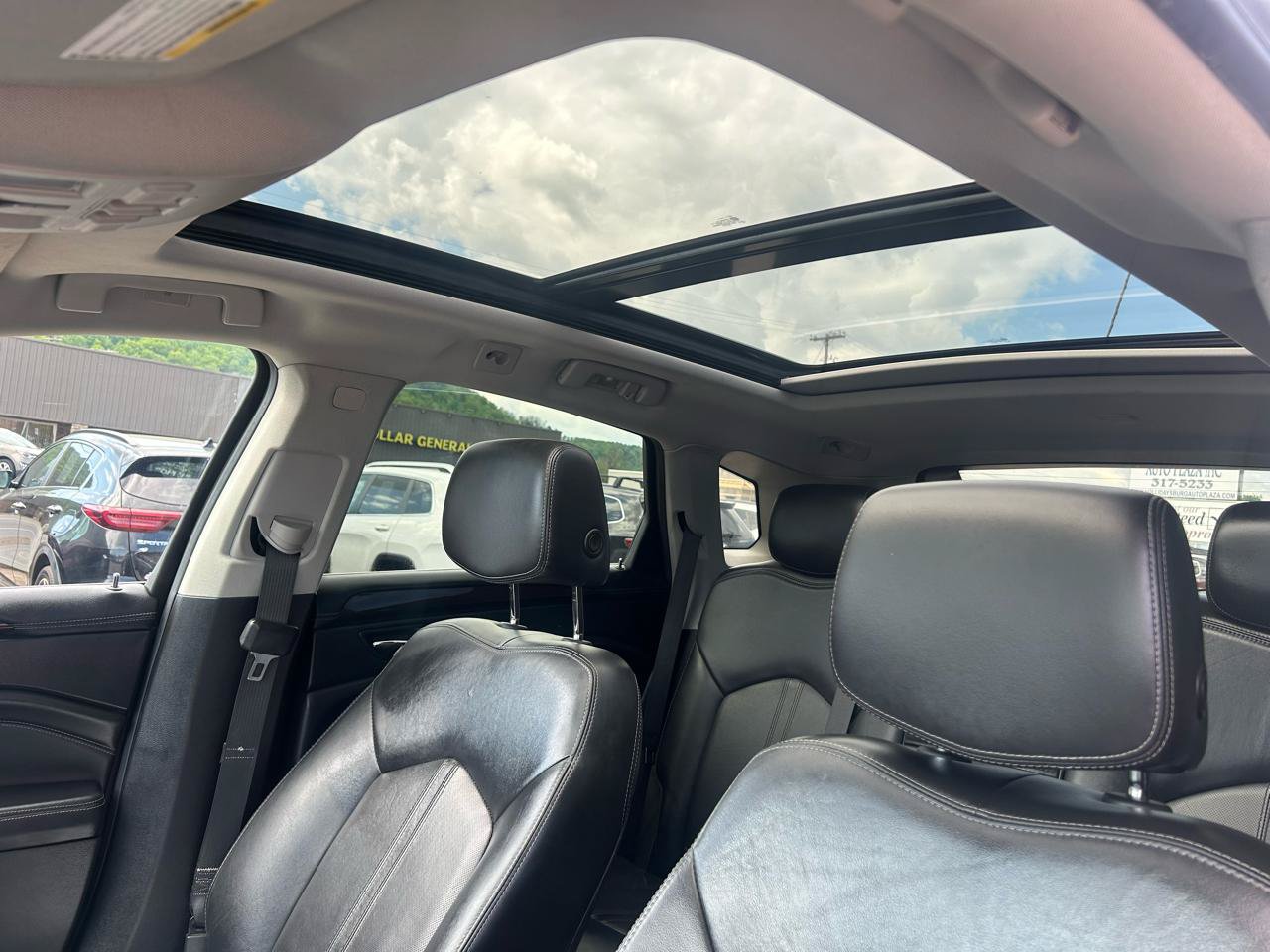 Used 2016 Cadillac SRX Luxury AWD/4WD image 24