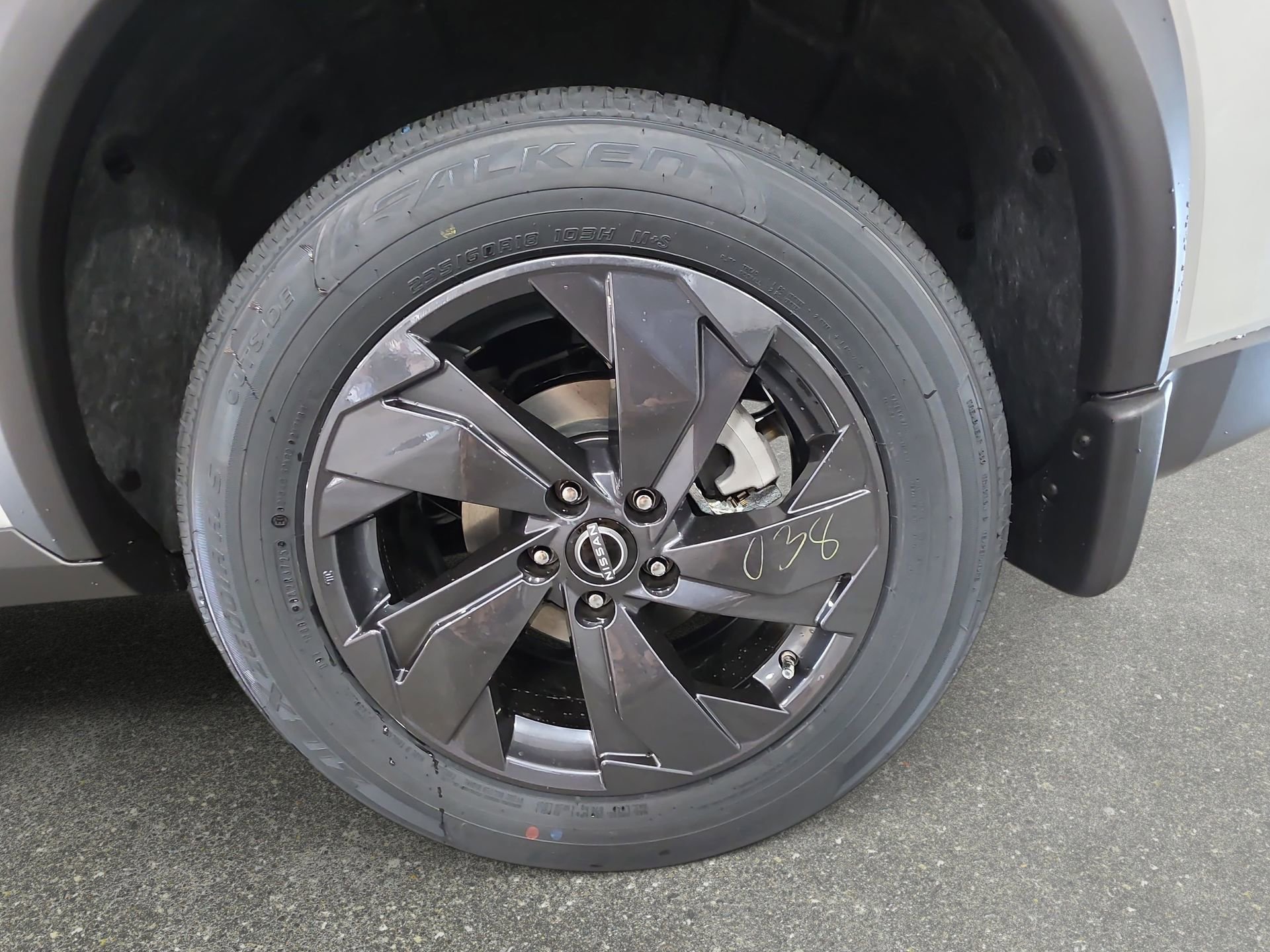 New 2026 Nissan Rogue SV w/ Cold Weather Package FWD image 30
