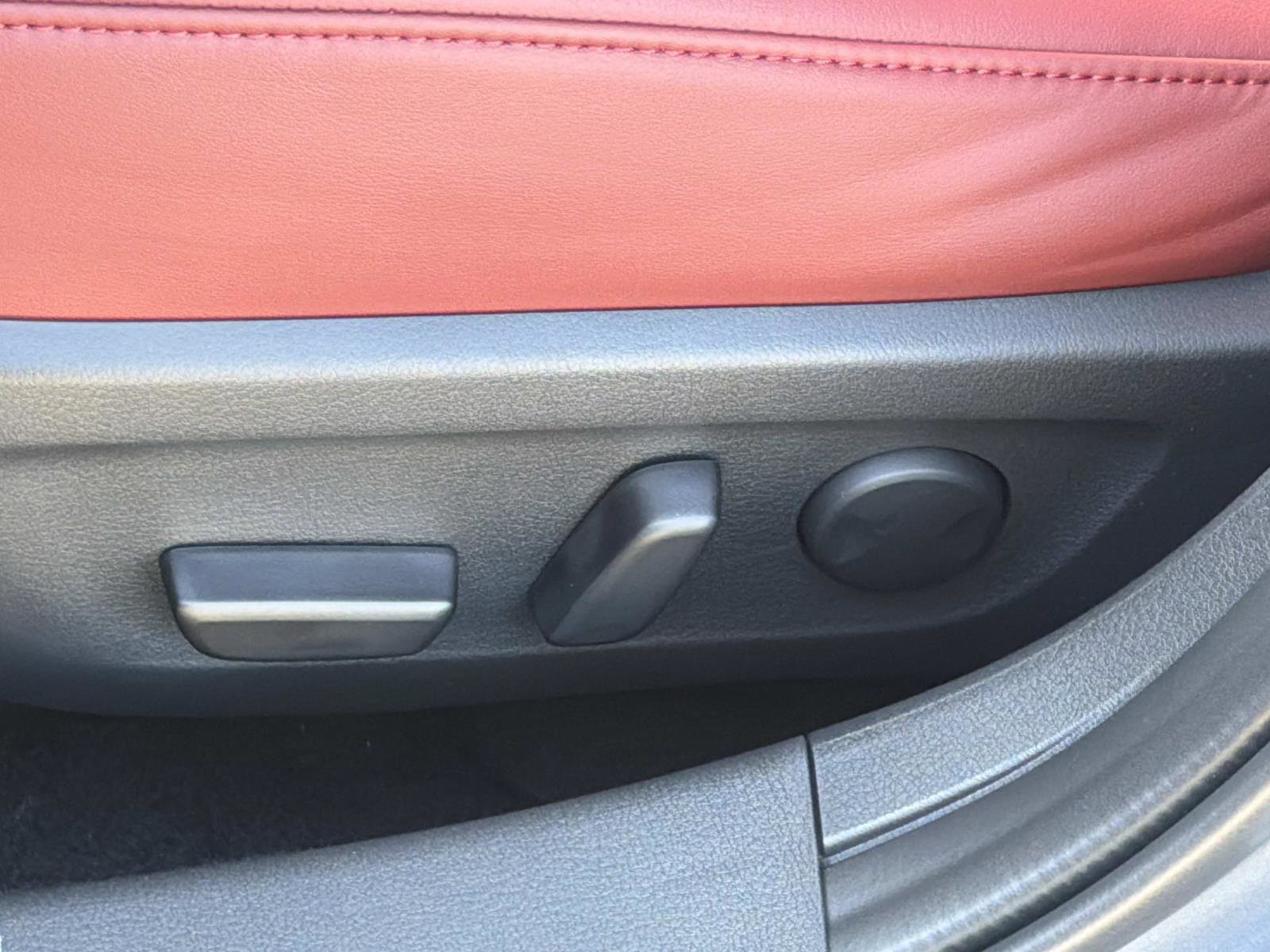 New 2026 MAZDA MAZDA3 Carbon image 20