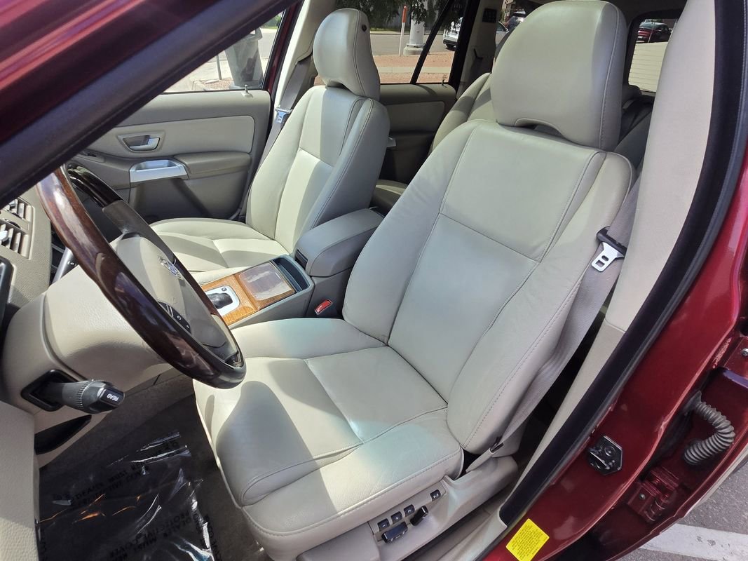 Used 2004 Volvo XC90 T6 AWD/4WD image 37