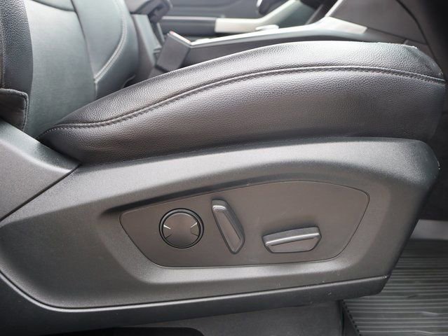 Used 2021 Ford Explorer Limited w/ Hybrid Equipment Group 310A AWD/4WD image 11