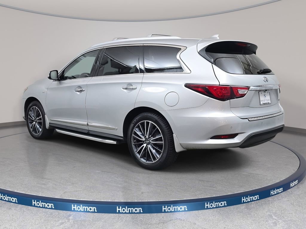 Used 2017 INFINITI QX60 Luxe w/ Deluxe Technology Package image 8
