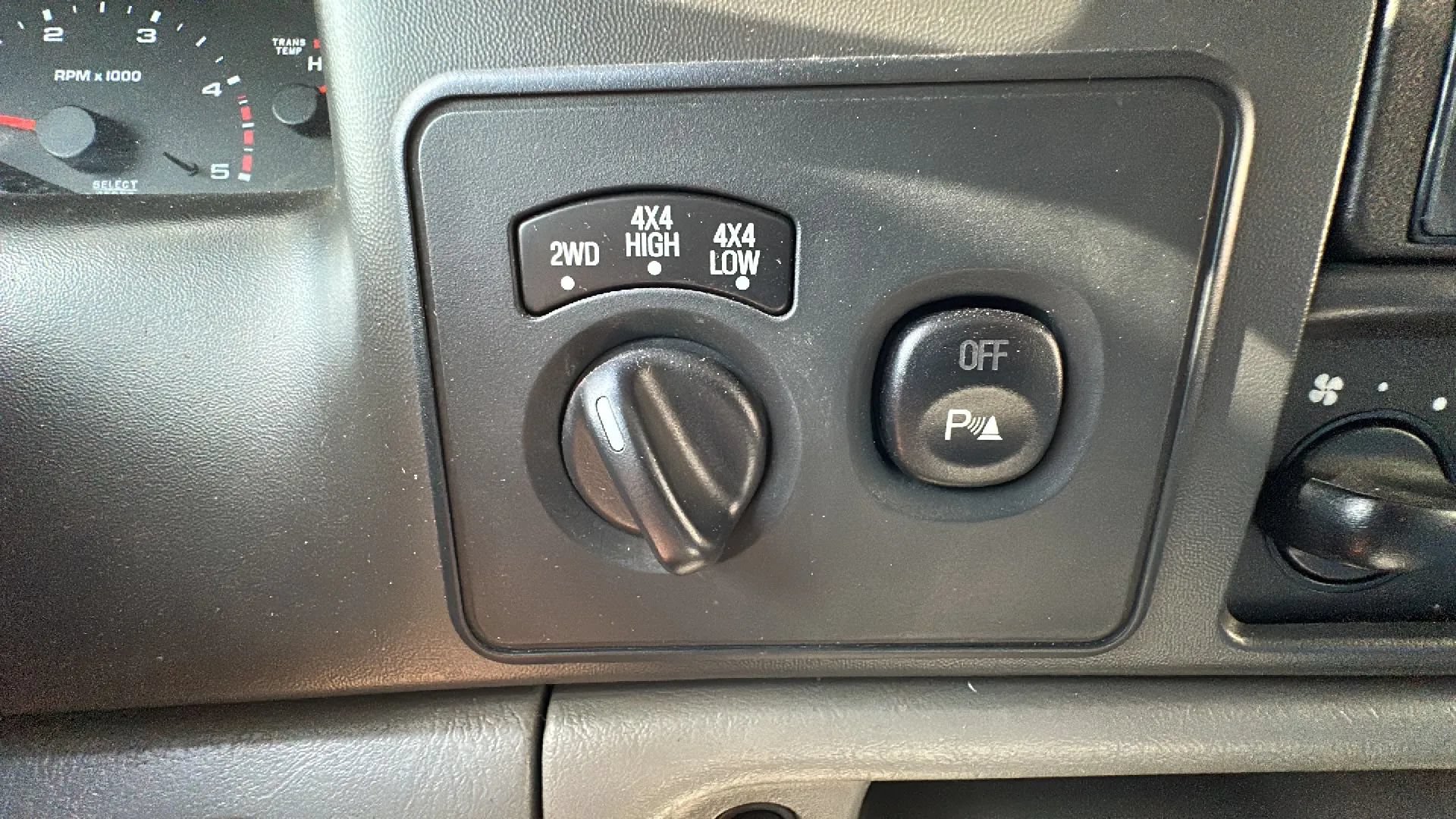 Used 2004 Ford F250 XL AWD/4WD image 17