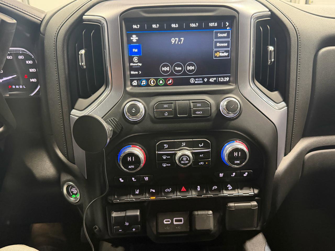 Used 2021 GMC Sierra 2500 SLT w/ SLT Premium Package AWD/4WD image 6