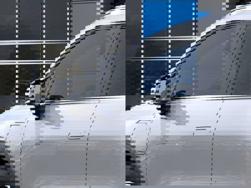 New 2026 Chevrolet Equinox EV LT image 13