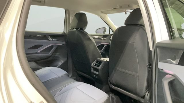 New 2026 Volkswagen Tiguan SE AWD/4WD image 35