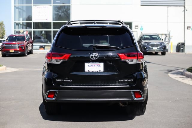 Used 2018 Toyota Highlander Limited Platinum image 14
