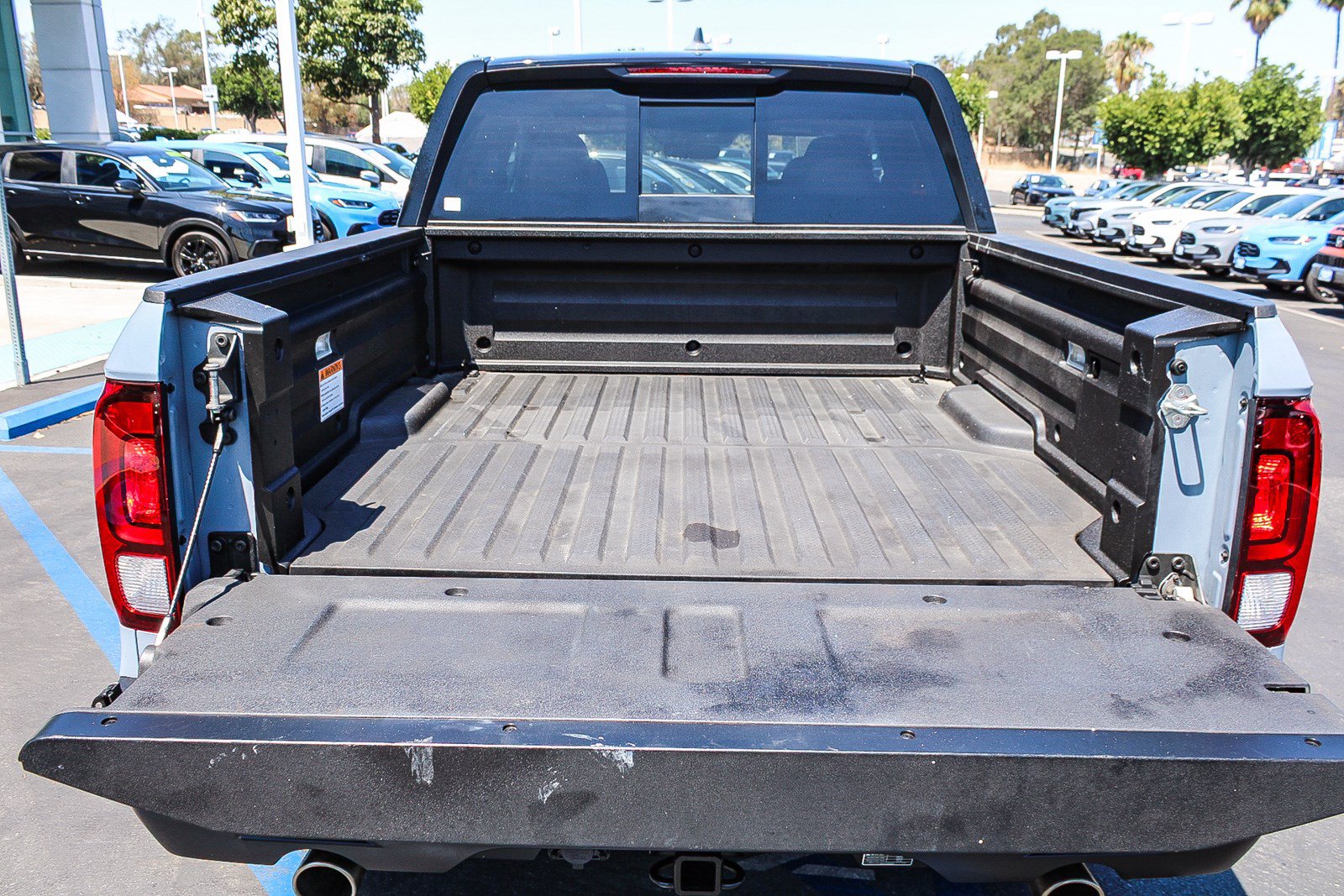 Certified 2025 Honda Ridgeline Black Edition image 27
