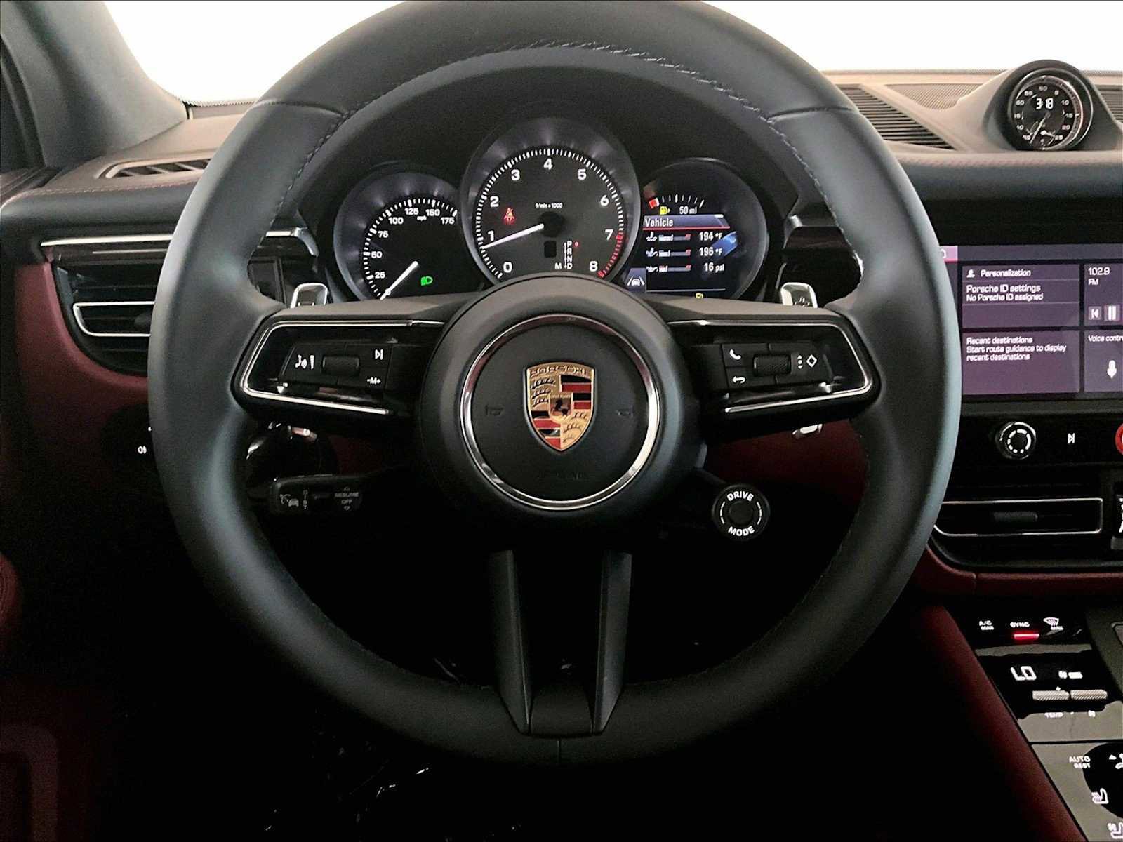 New 2025 Porsche Macan S image 15