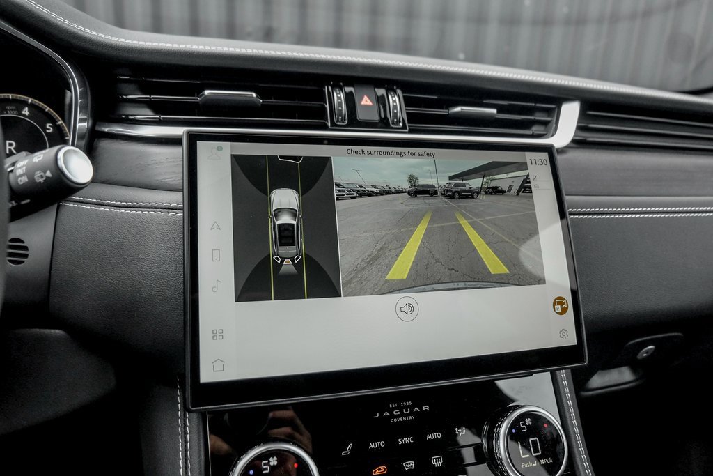 Used 2025 Jaguar F-PACE R-Dynamic S image 12