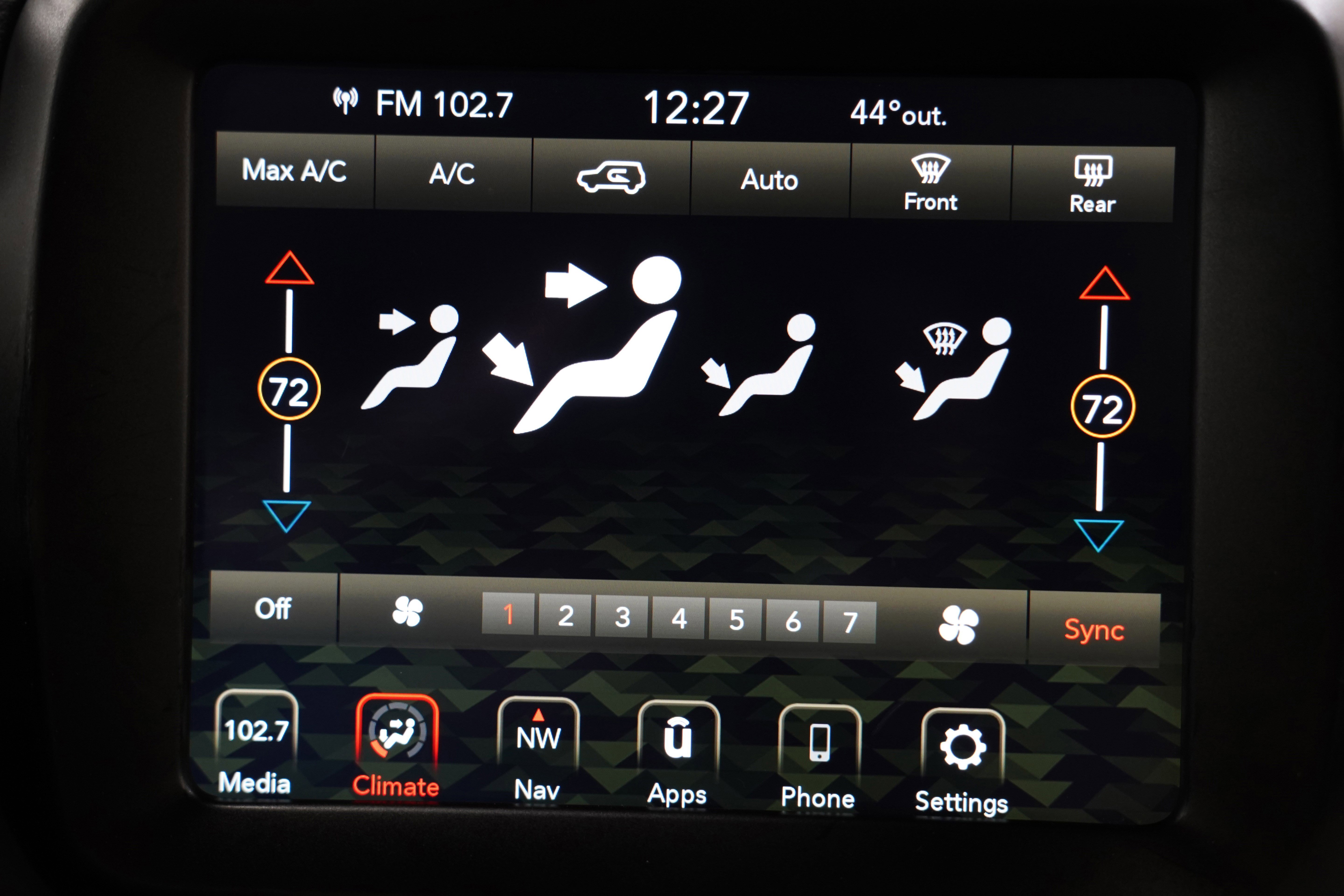 Used 2021 Jeep Renegade Latitude image 24