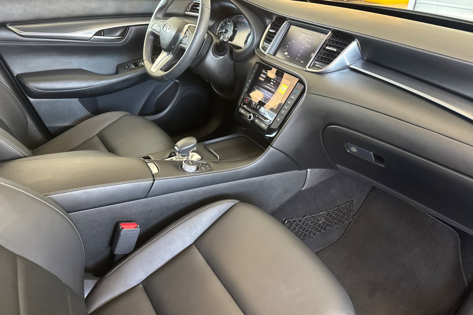 Used 2022 INFINITI QX55 Luxe w/ Cargo Package AWD/4WD image 13