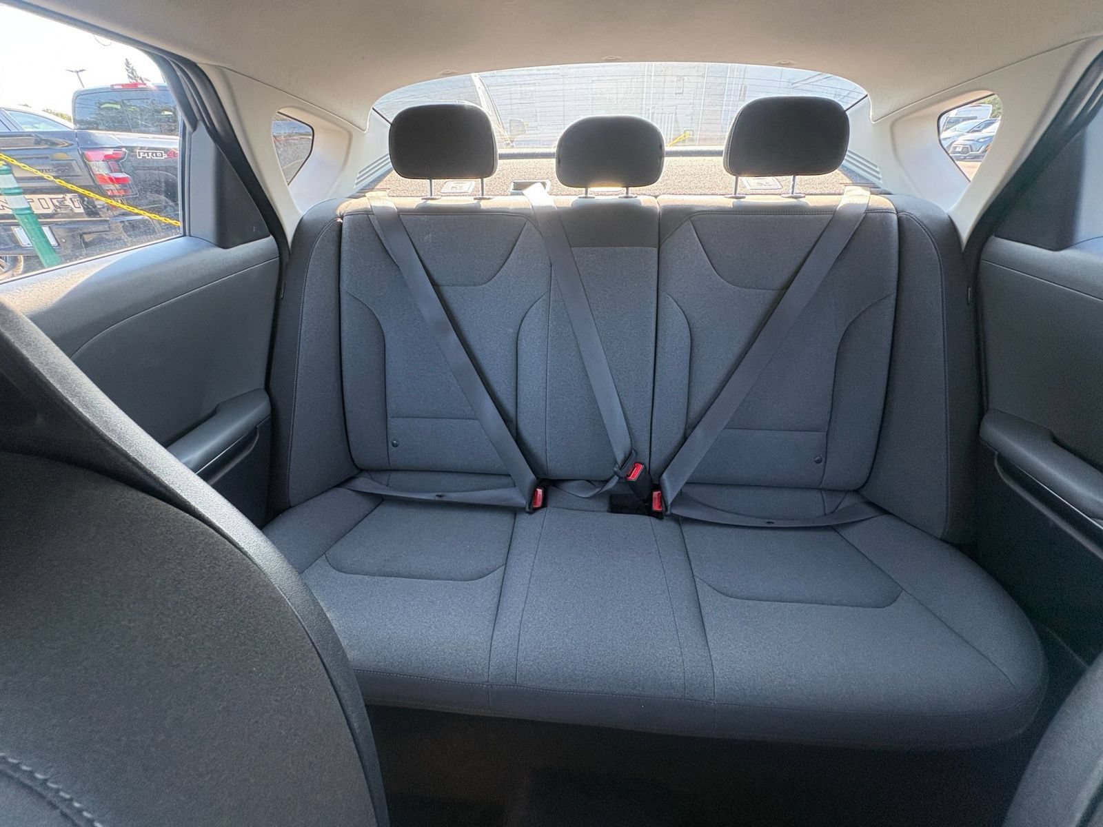 Used 2025 Kia K4 FWD image 38