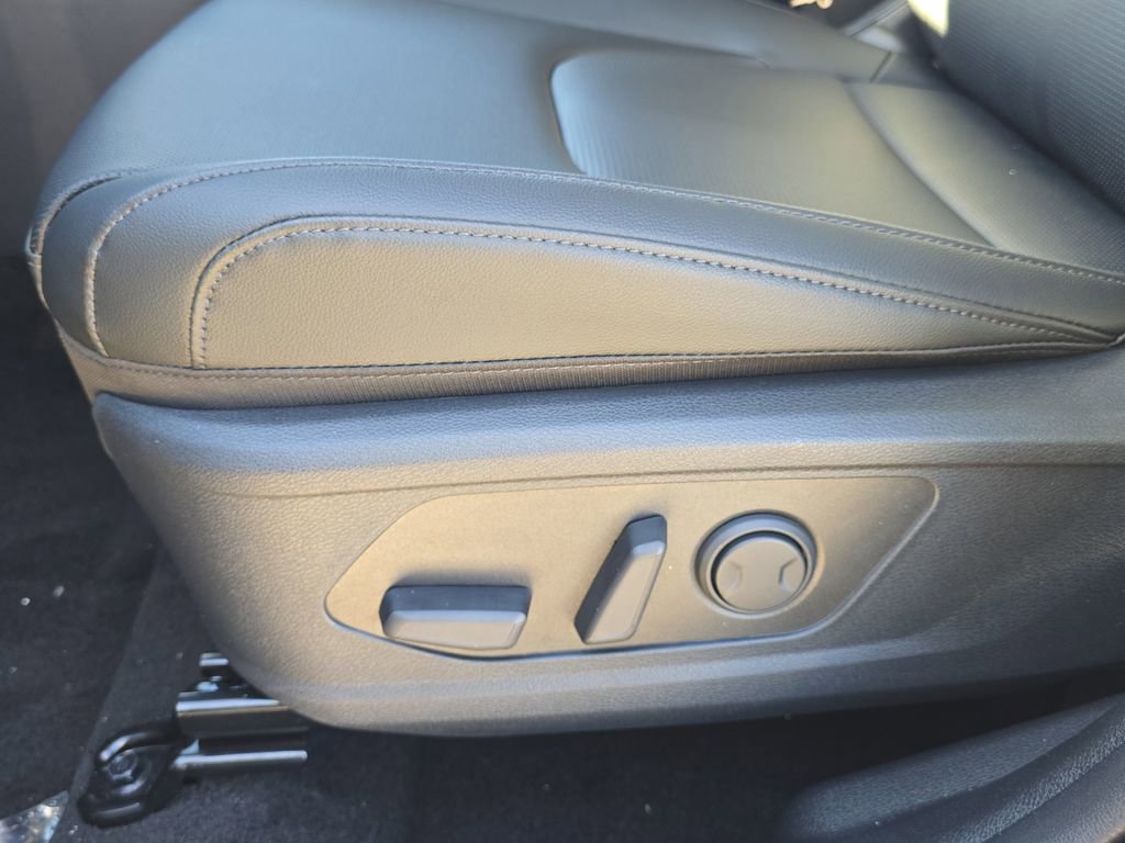 New 2026 Kia Sportage SX FWD image 23