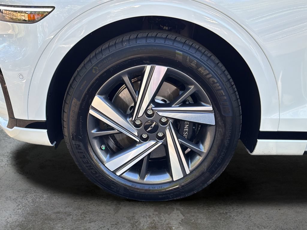 Certified 2026 Genesis GV70 3.5T Sport Advanced AWD/4WD image 48