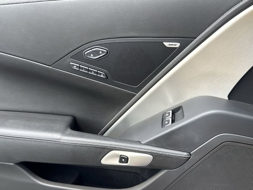 Used 2015 Chevrolet Corvette Stingray Z51 w/ 2LT Preferred Equipment Group image 28