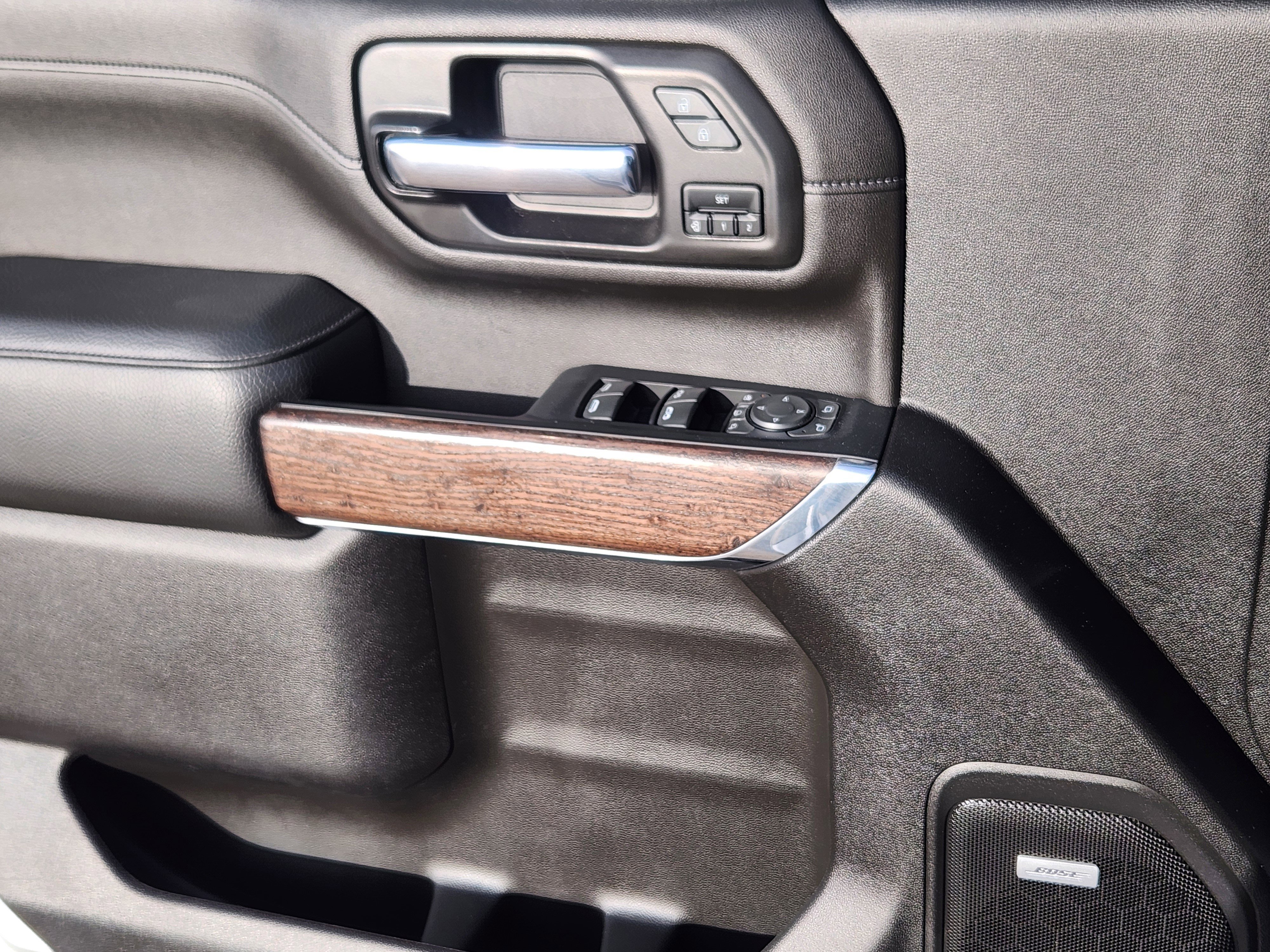 Used 2023 GMC Sierra 2500 Denali image 21