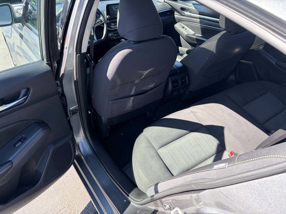 Used 2019 Nissan Altima 2.5 SV FWD image 18