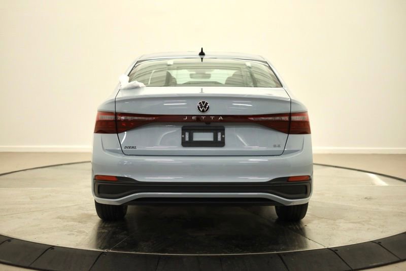 New 2026 Volkswagen Jetta SE image 4