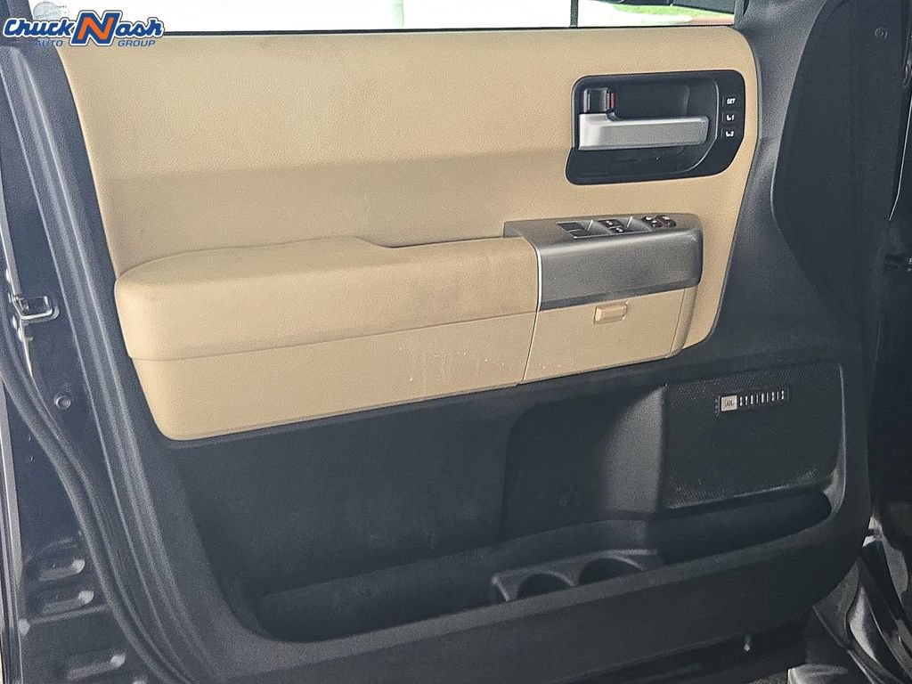Used 2019 Toyota Sequoia Limited w/ Safety & Convenience Package AWD/4WD image 27