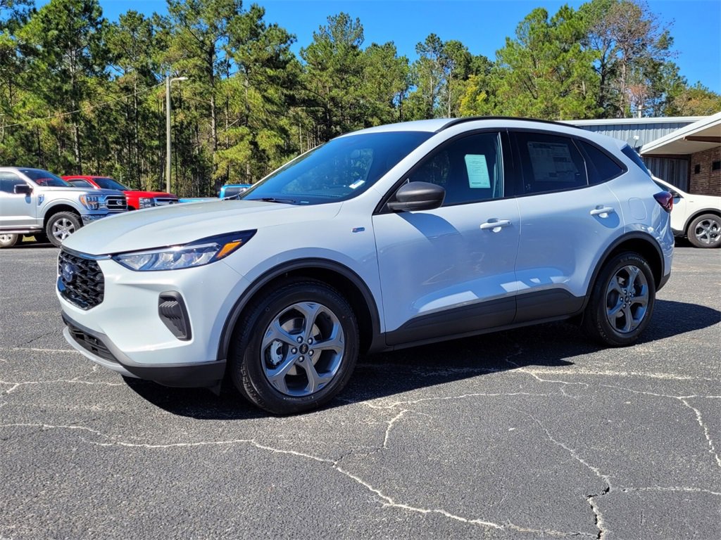 New 2026 Ford Escape ST-Line image 3
