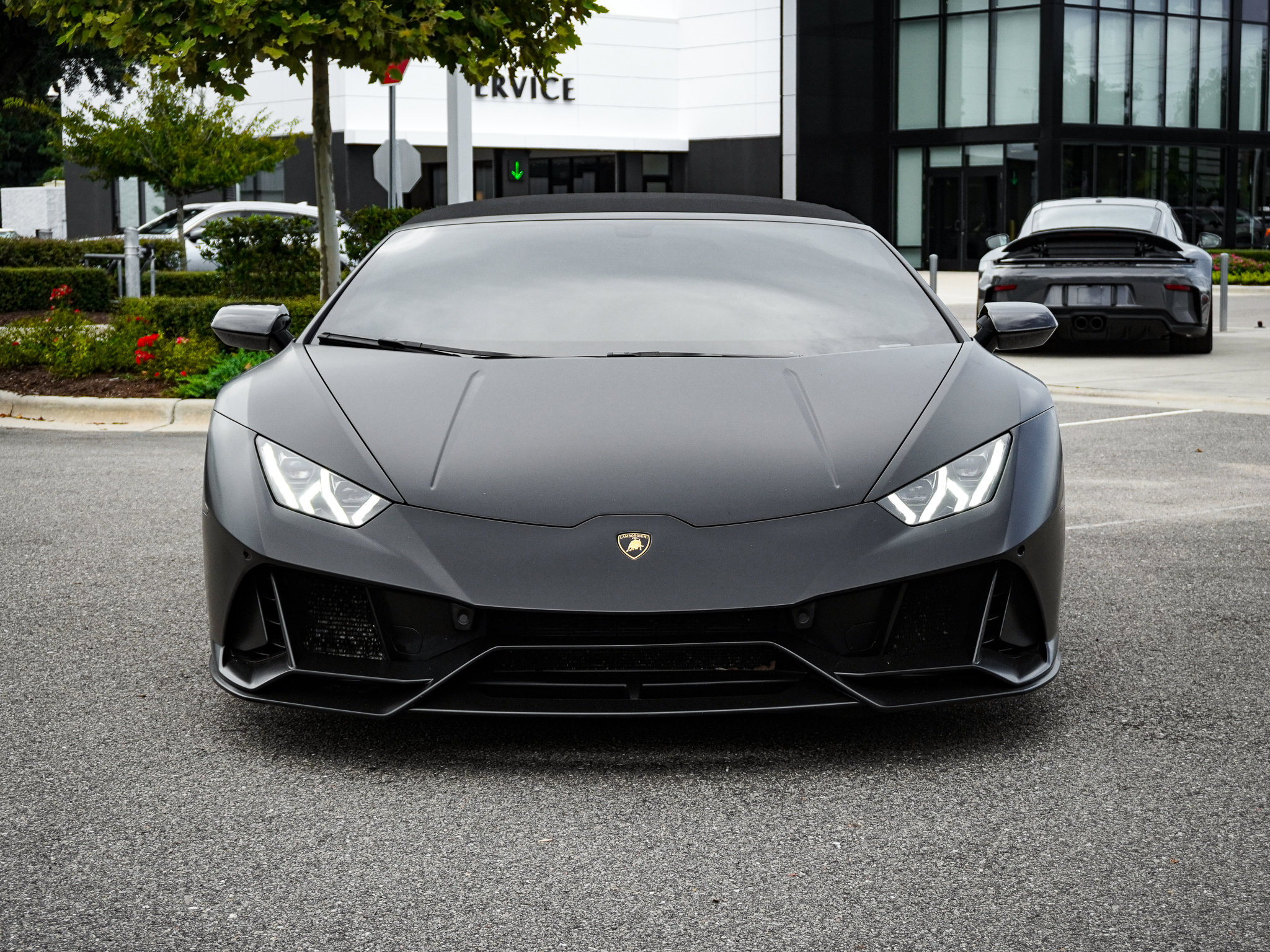 Used 2022 Lamborghini Huracan EVO AWD/4WD image 3