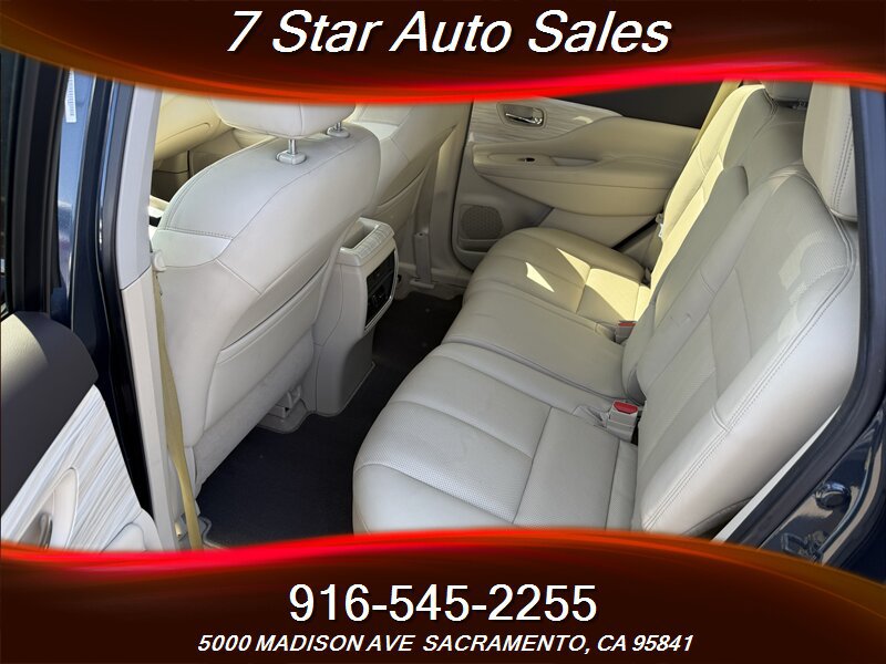 Used 2015 Nissan Murano SL w/ SL Technology Package AWD/4WD image 18