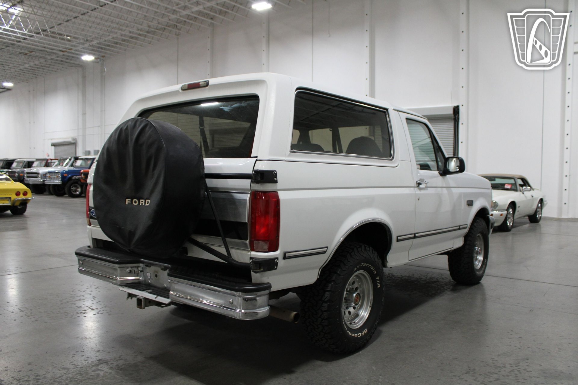 Used 1992 Ford Bronco XLT AWD/4WD image 15