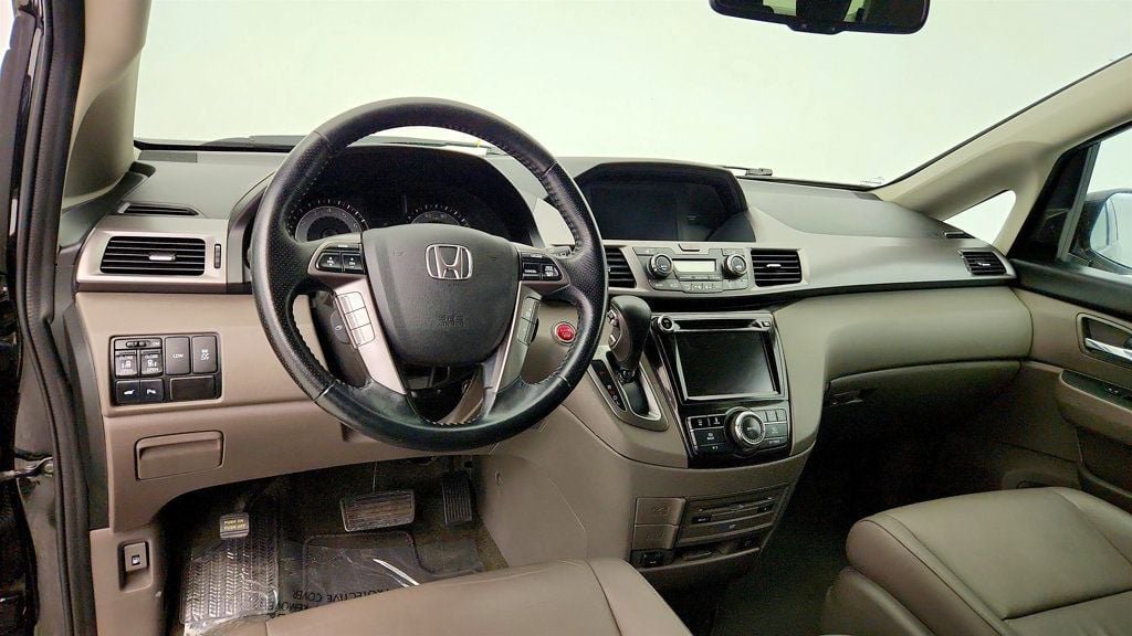 Used 2015 Honda Odyssey Touring image 13