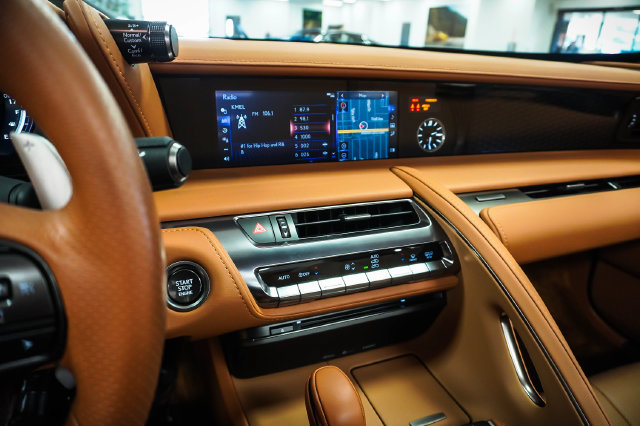Certified 2022 Lexus LC 500 Convertible RWD image 16