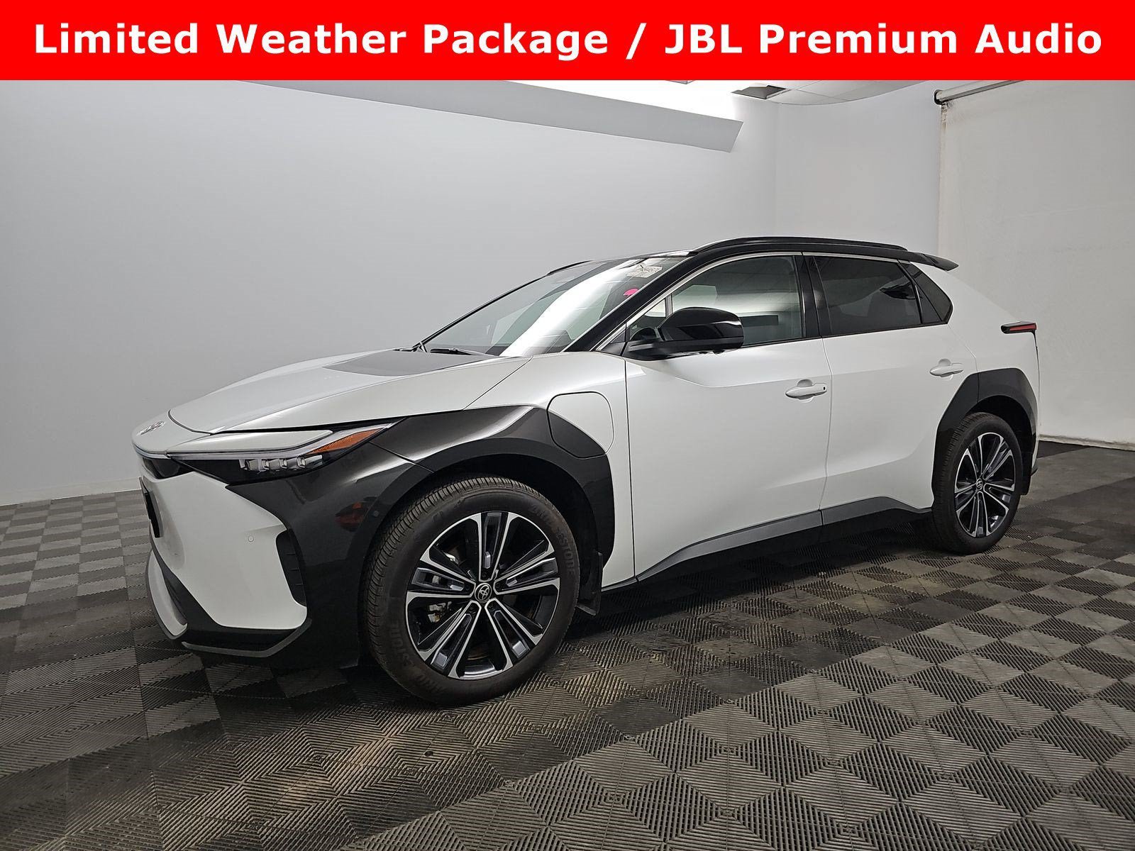 Used 2025 Toyota bZ4X AWD w/ Weather Package