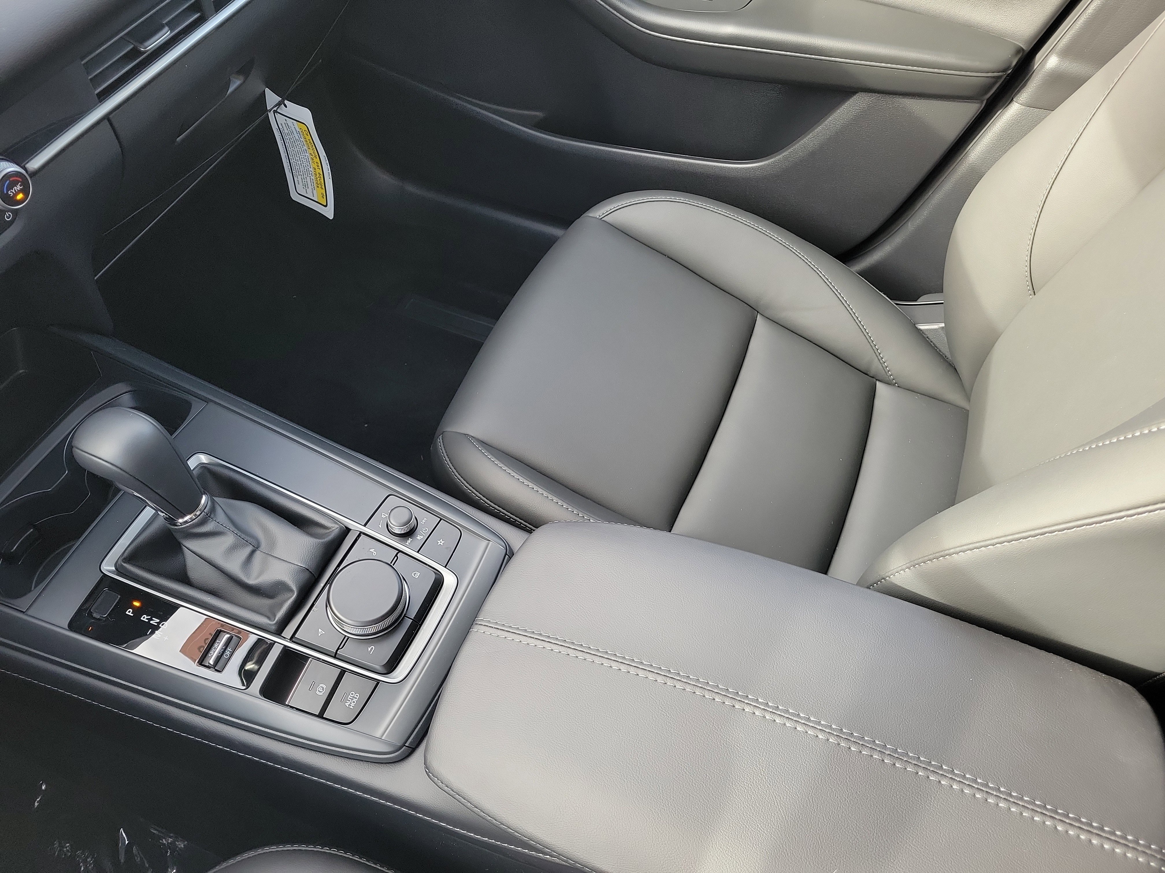 New 2026 MAZDA CX-30 AWD 2.5 S w/ Select Sport Pkg image 25