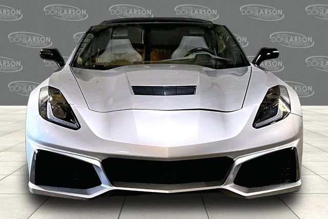 Used 2015 Chevrolet Corvette Stingray Coupe w/ 3LT Preferred Equipment Group RWD image 2