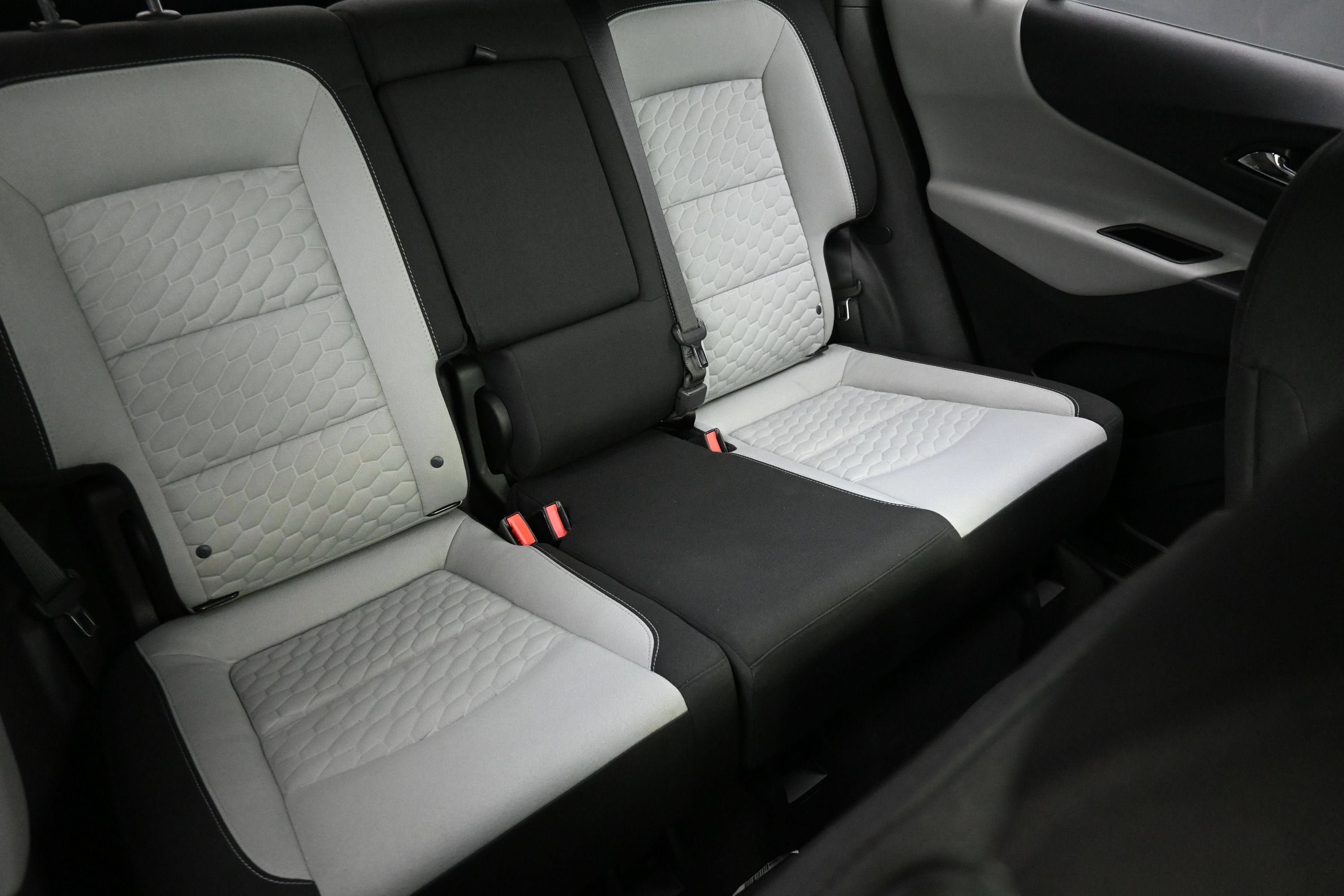 Used 2018 Chevrolet Equinox LS FWD image 28