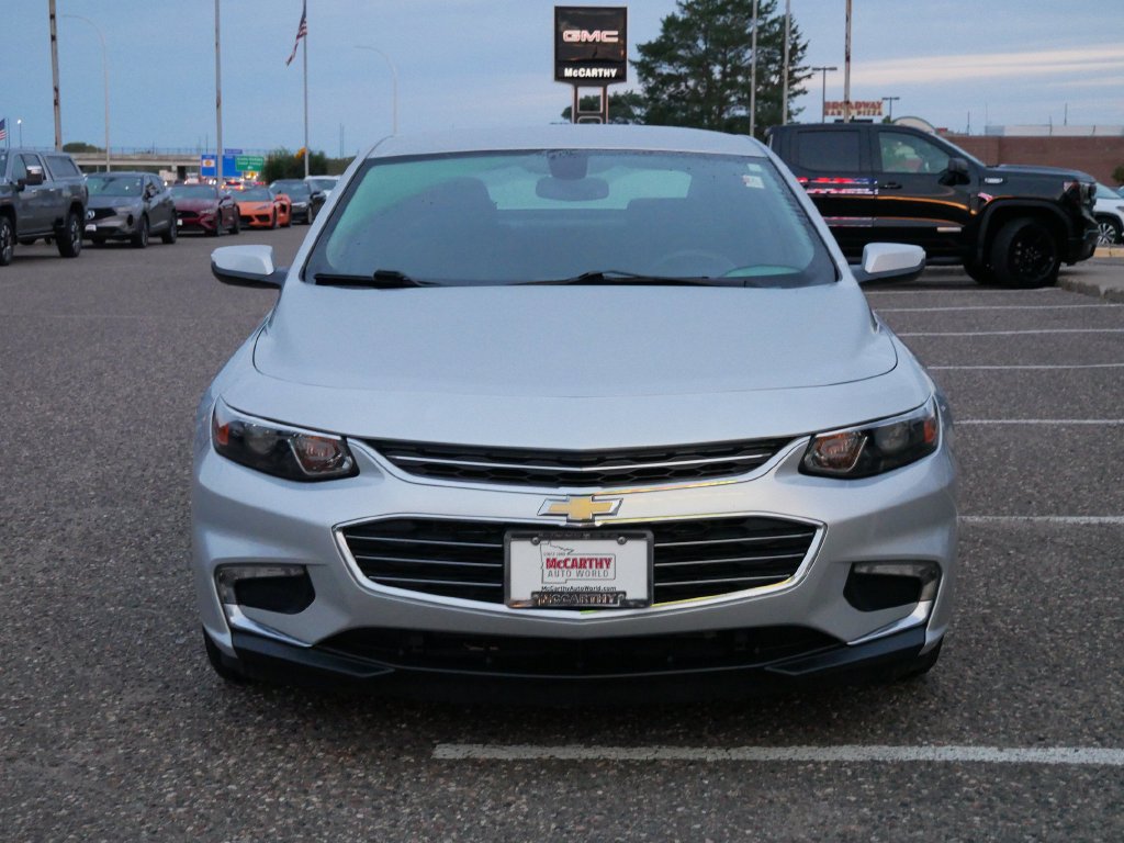 Used 2016 Chevrolet Malibu LT FWD image 4