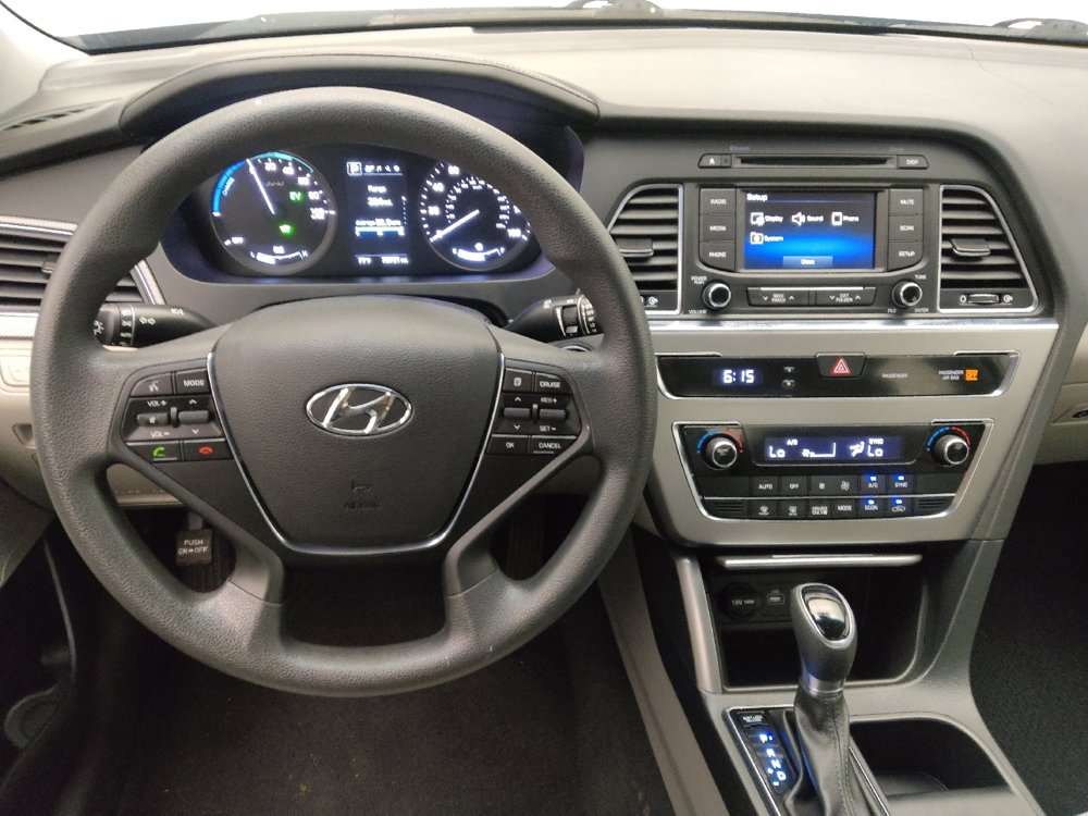 Used 2016 Hyundai Sonata SE FWD image 22