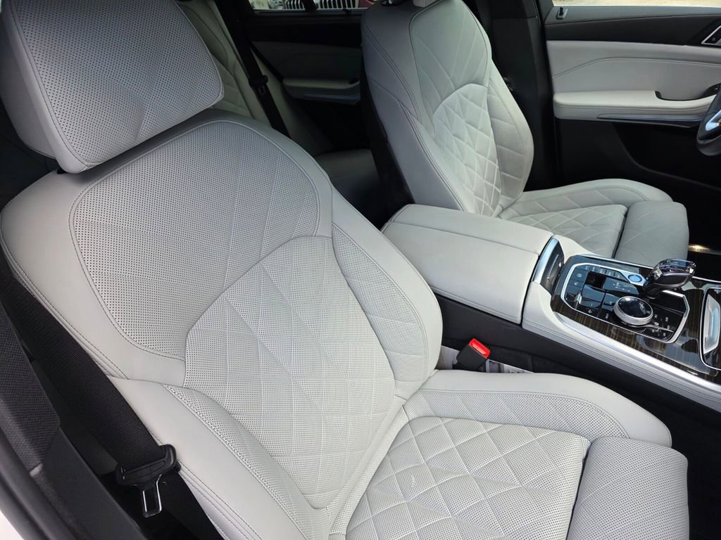 Certified 2023 BMW X5 xDrive45e w/ Executive Package AWD/4WD image 29