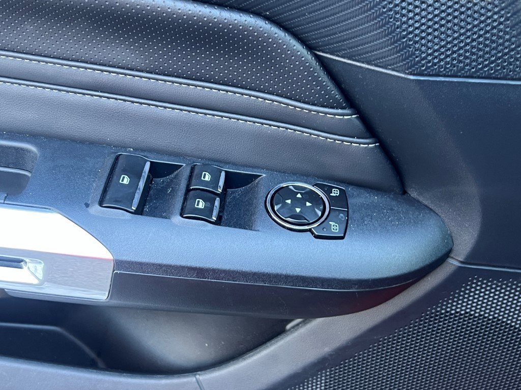 Used 2024 Ford Mustang Premium image 25