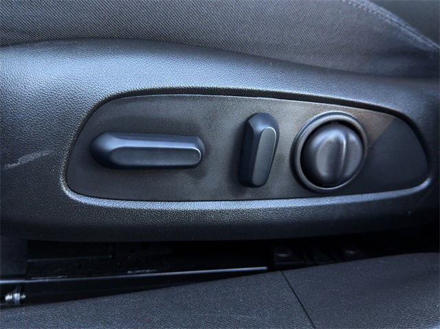 Used 2024 Chevrolet Malibu LT image 25