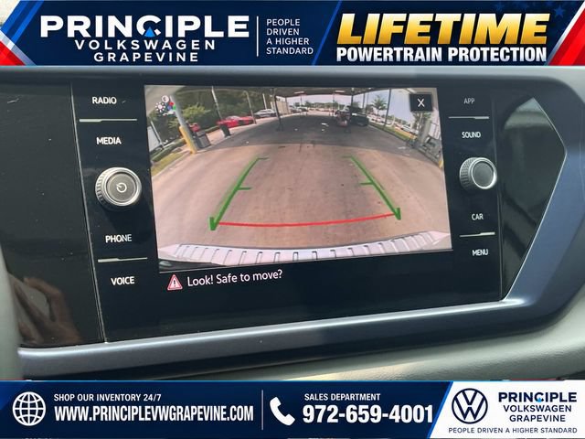 Used 2023 Volkswagen Taos SE w/ Panoramic Sunroof Package FWD image 19