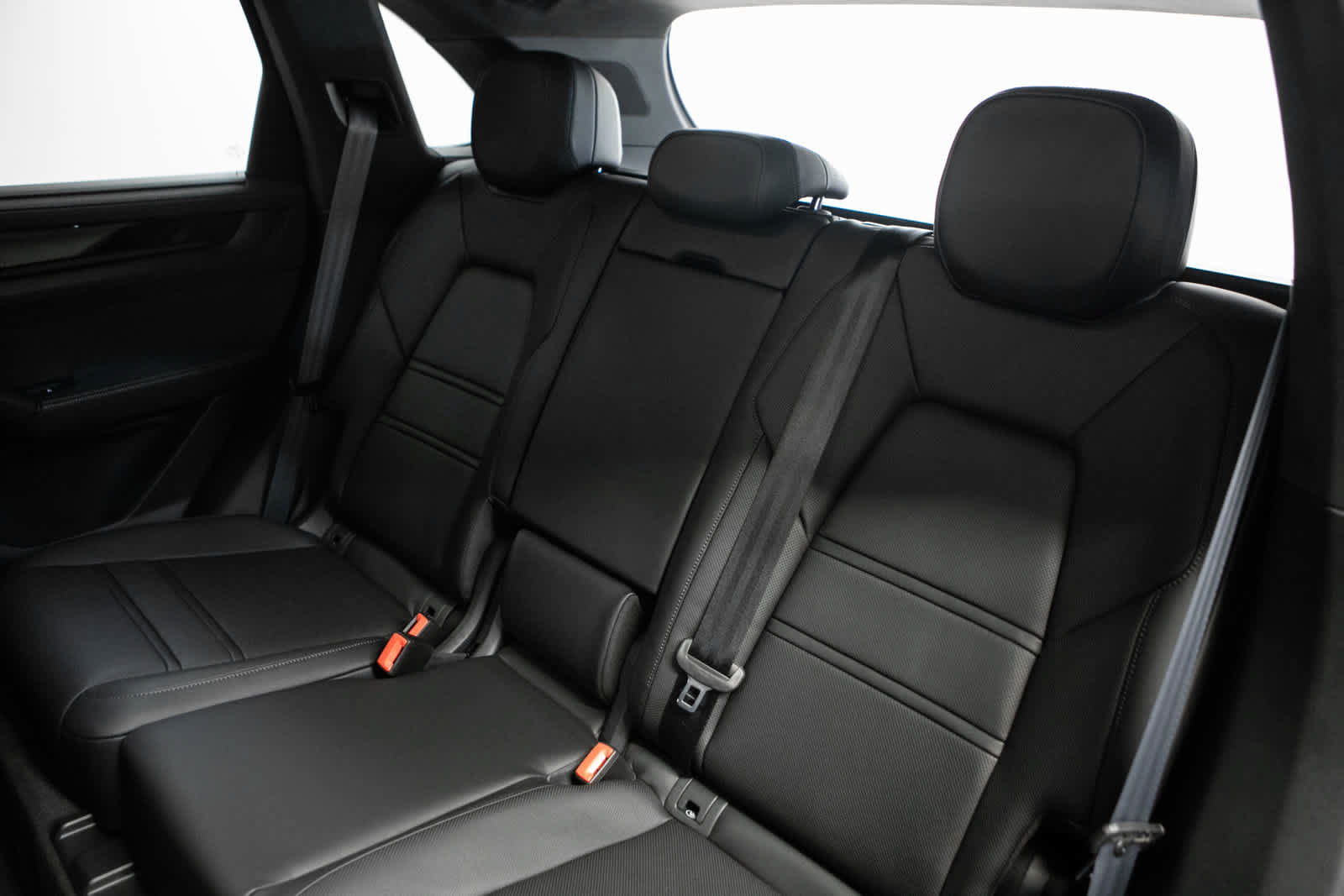 New 2026 Porsche Cayenne GTS AWD/4WD image 34